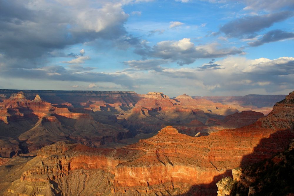 grand-canyon-1083745_1920.jpg